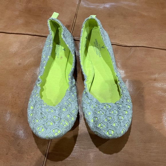 American Eagle Slippers - Picture 1 of 4